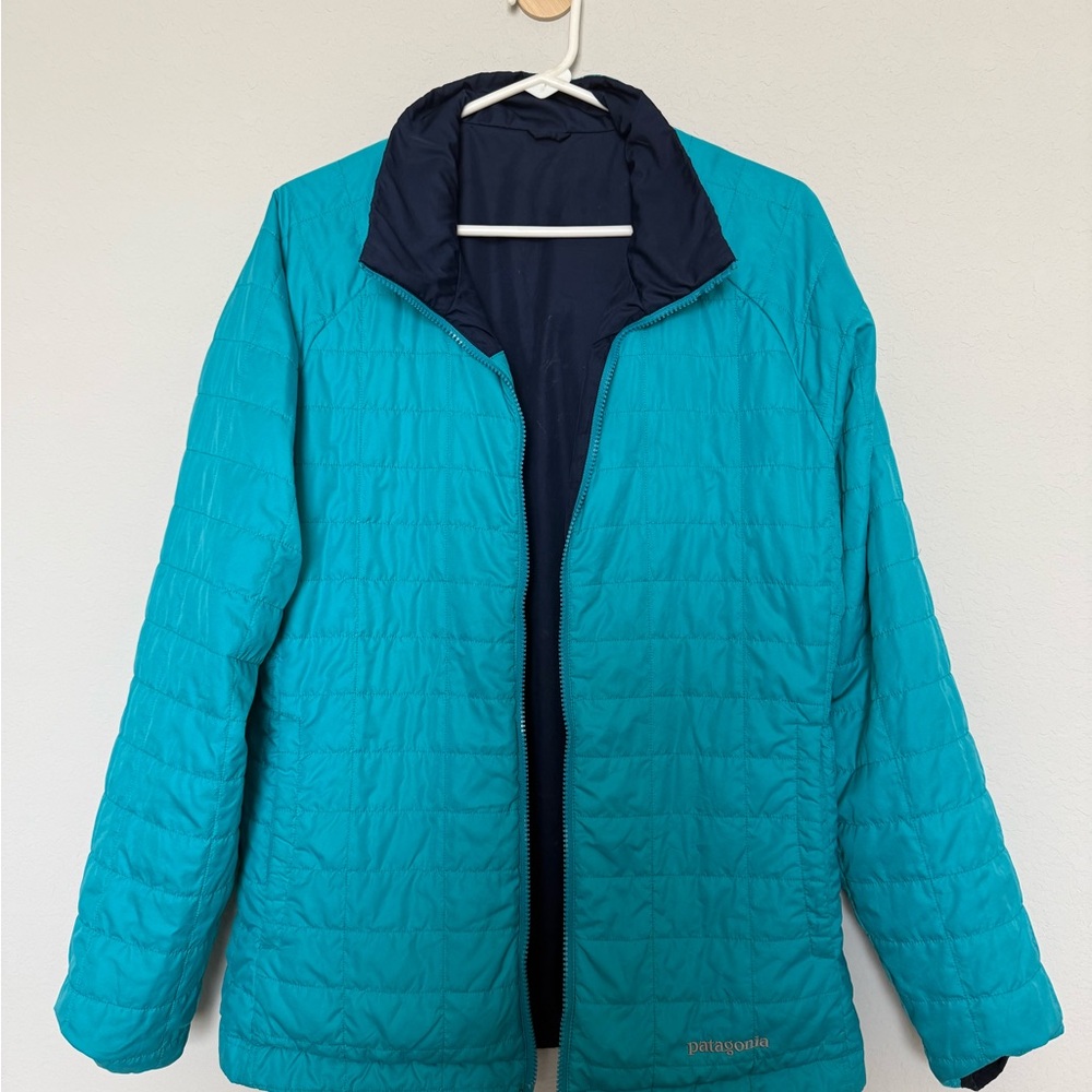 Patagonia reversible Turquoise Quilted Jacket